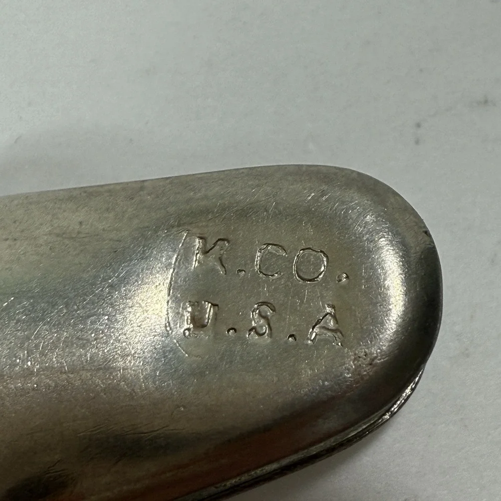 Vintage Arrow K. Co USA Silver Tone Metal Curtain Rod Guide‎ Device Tool Gadget